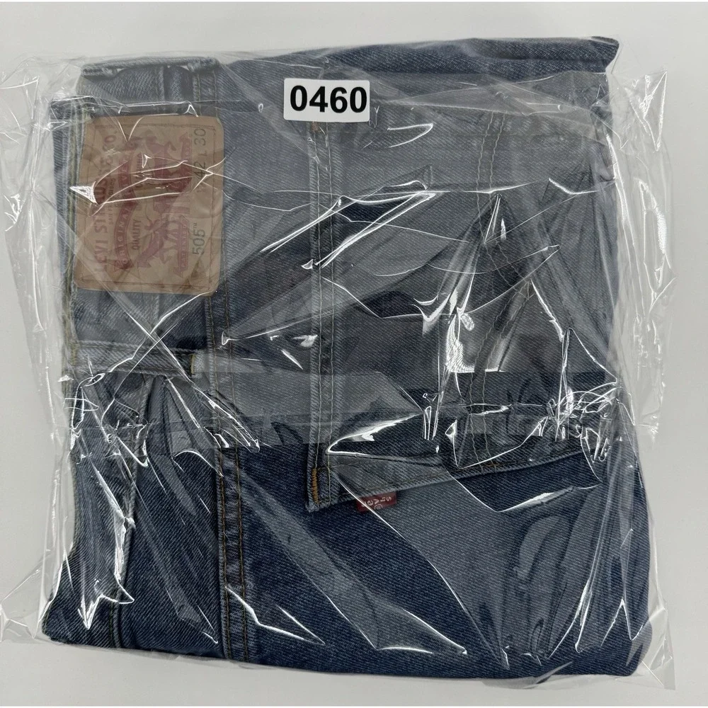 Levi's 505 Size 42x30 Blue Denim Jeans Regular‎ Fit Straight Leg Red Tab